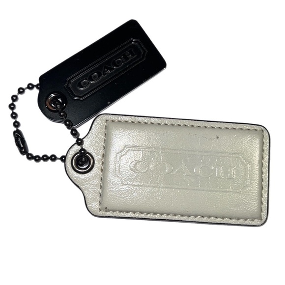 EVC Coach Leather Off White & Metallic Signature Duo Hang Tags Two! - Picture 2 of 8